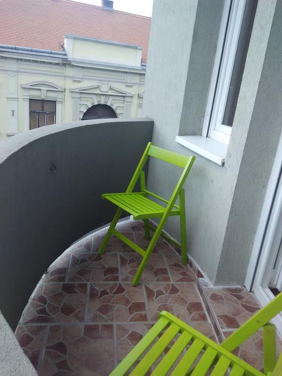 Anna Apartmanok Pécs Zewnętrze zdjęcie