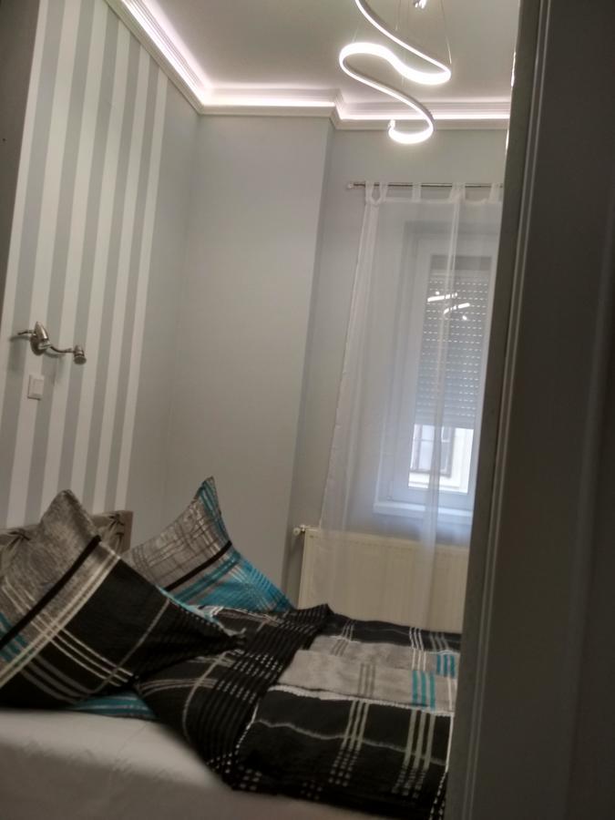 Anna Apartmanok Pécs Zewnętrze zdjęcie
